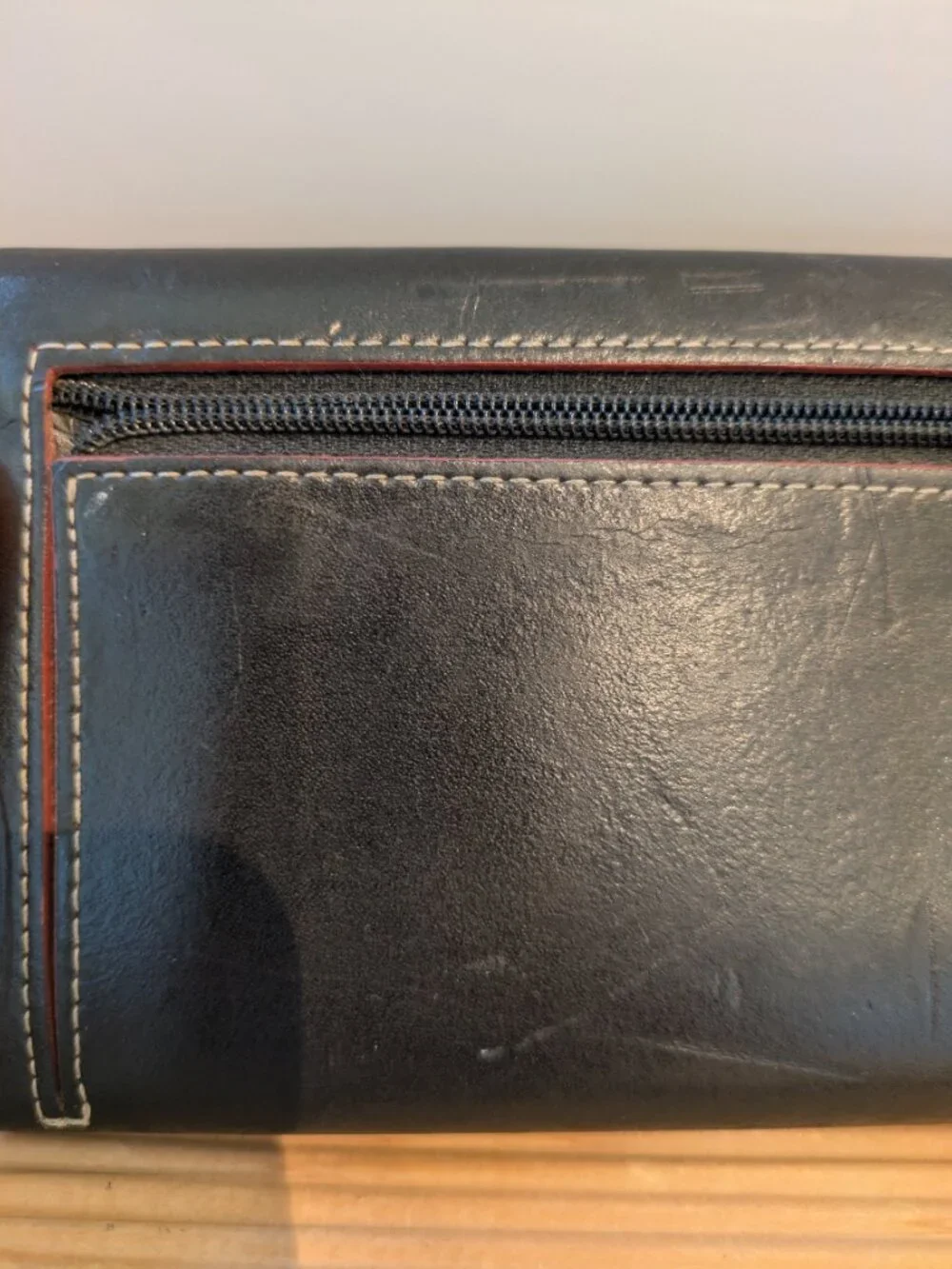 Lodis Black Leather Trifold Continental Wallet Red Interior Classic Vintage.